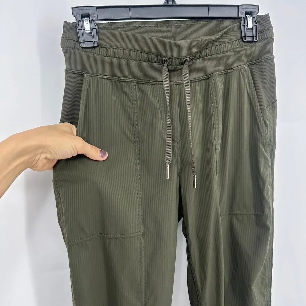 Lululemon Dance Studio Mid-Rise Cropped Pant size 4 green casual lightweight - Picture 3 of 10